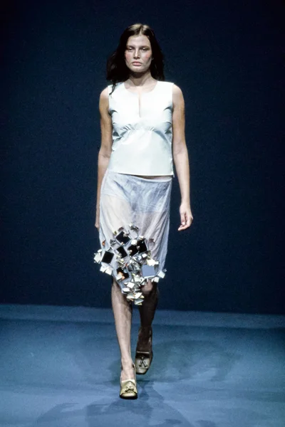 Look 64
